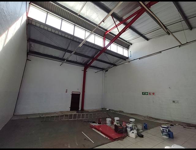 208M² MINI FACTORY TO LET IN SPRINGFIELD PARK